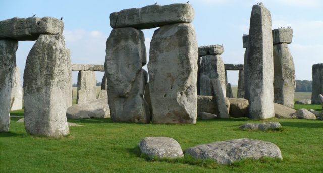 photo-1588126350721-203ed1387658