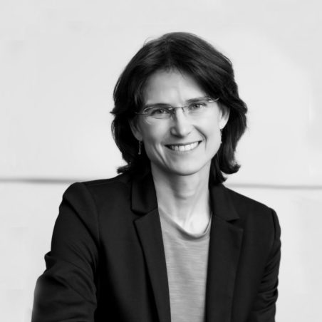 Monika Rychtarikova v2